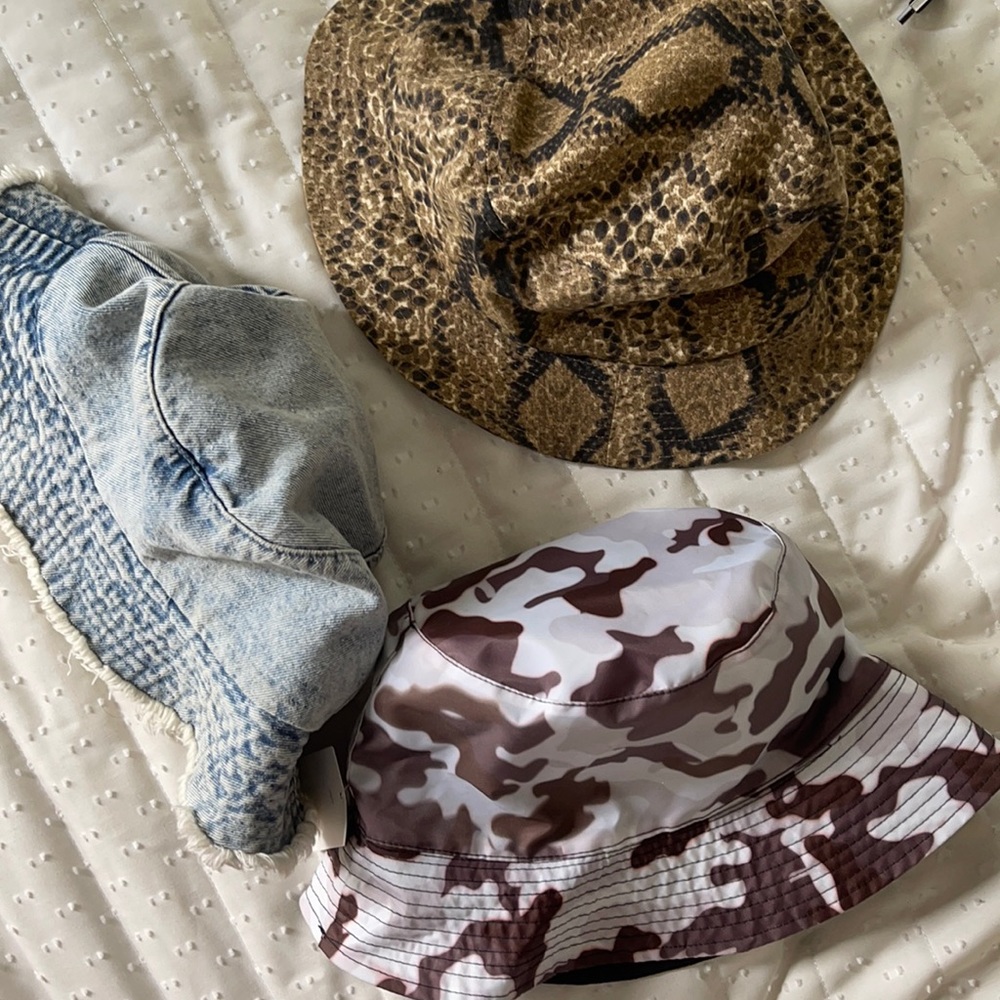 Bucket Hat LOT | URBAN OUTFITTERS & CottonOn